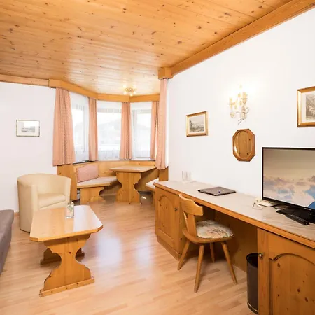 Brennerspitz 4* 노이스티프트임스튀바이탈