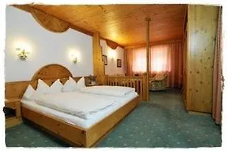 Brennerspitz 4* Нойштіфт-ім-Штубайталь
